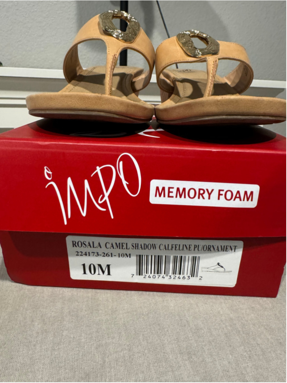 Women's Impo Wedge Thong Sandals Size 10 Beige Gold - Picture 3 of 13
